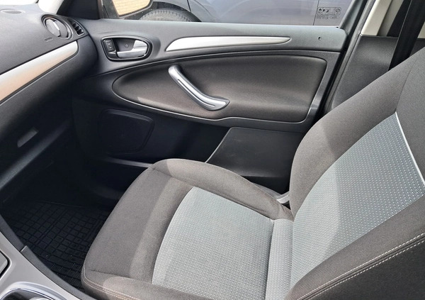 Ford Galaxy cena 27500 przebieg: 340000, rok produkcji 2010 z Piła małe 92